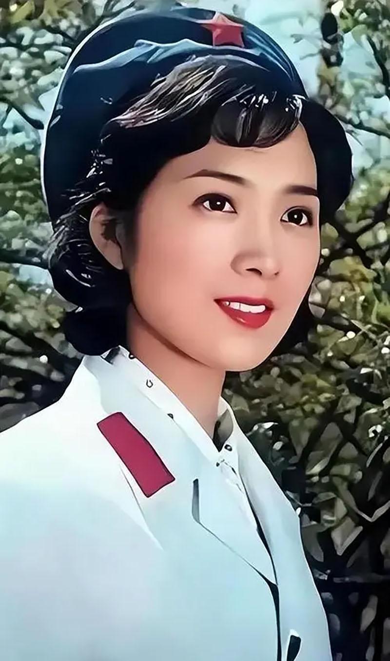 80年代女演員龔雪因流氓案斷送演藝生涯出走美國多年後來如何