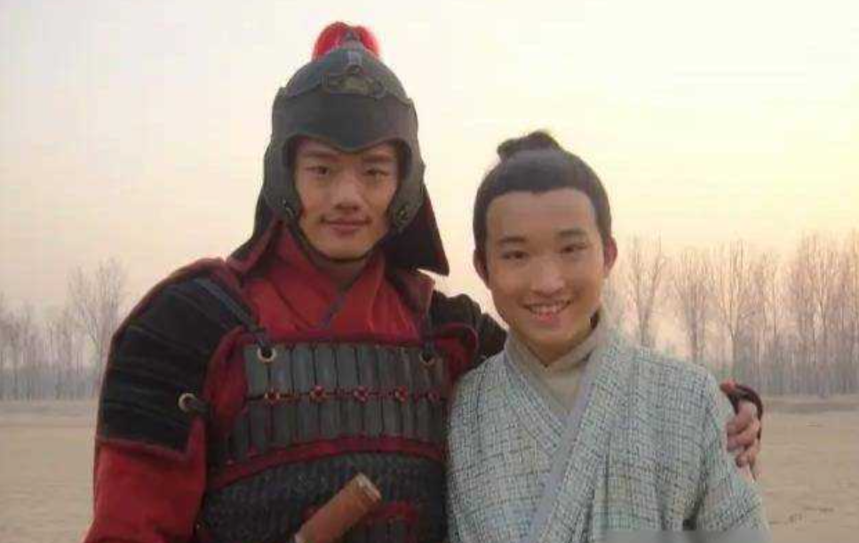 岳飞死后,好友救下岳飞儿子,岳家为感恩立祖训:两家永不通婚