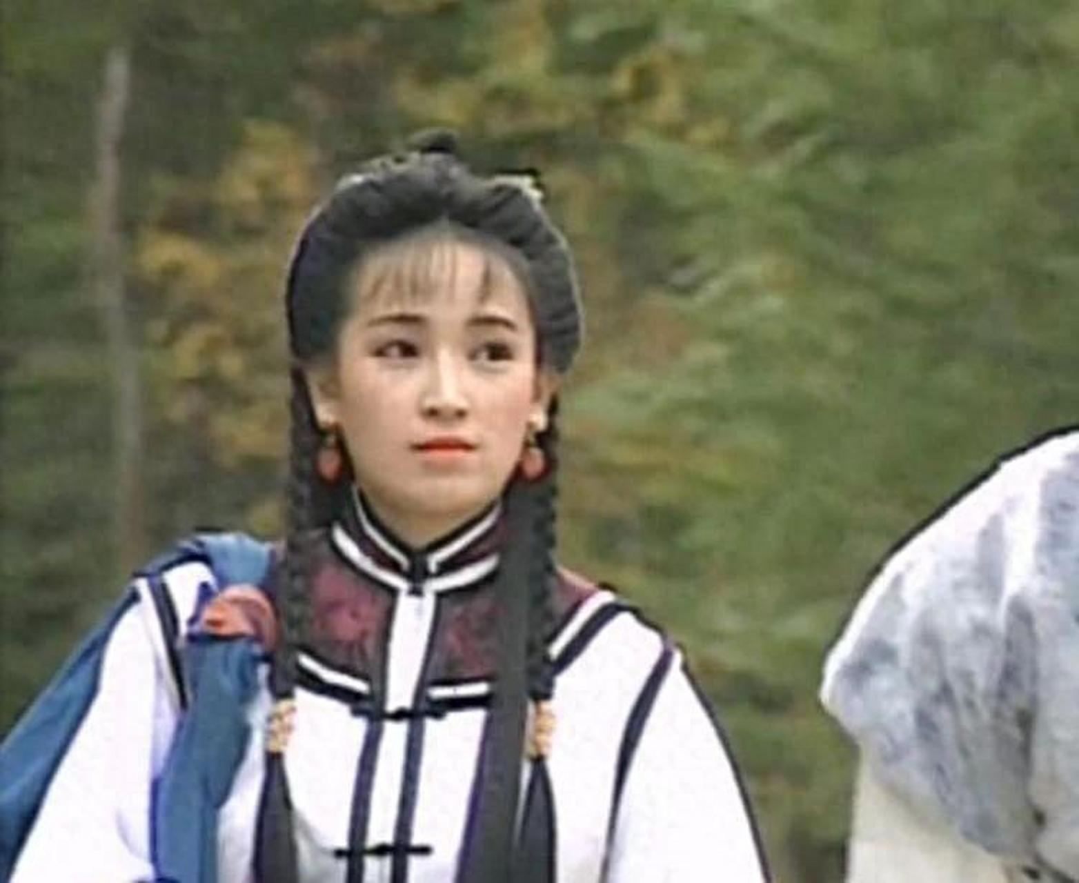 在江湖的悲欢离合中,程灵素如同低龄版无嗔大师般大放异彩!