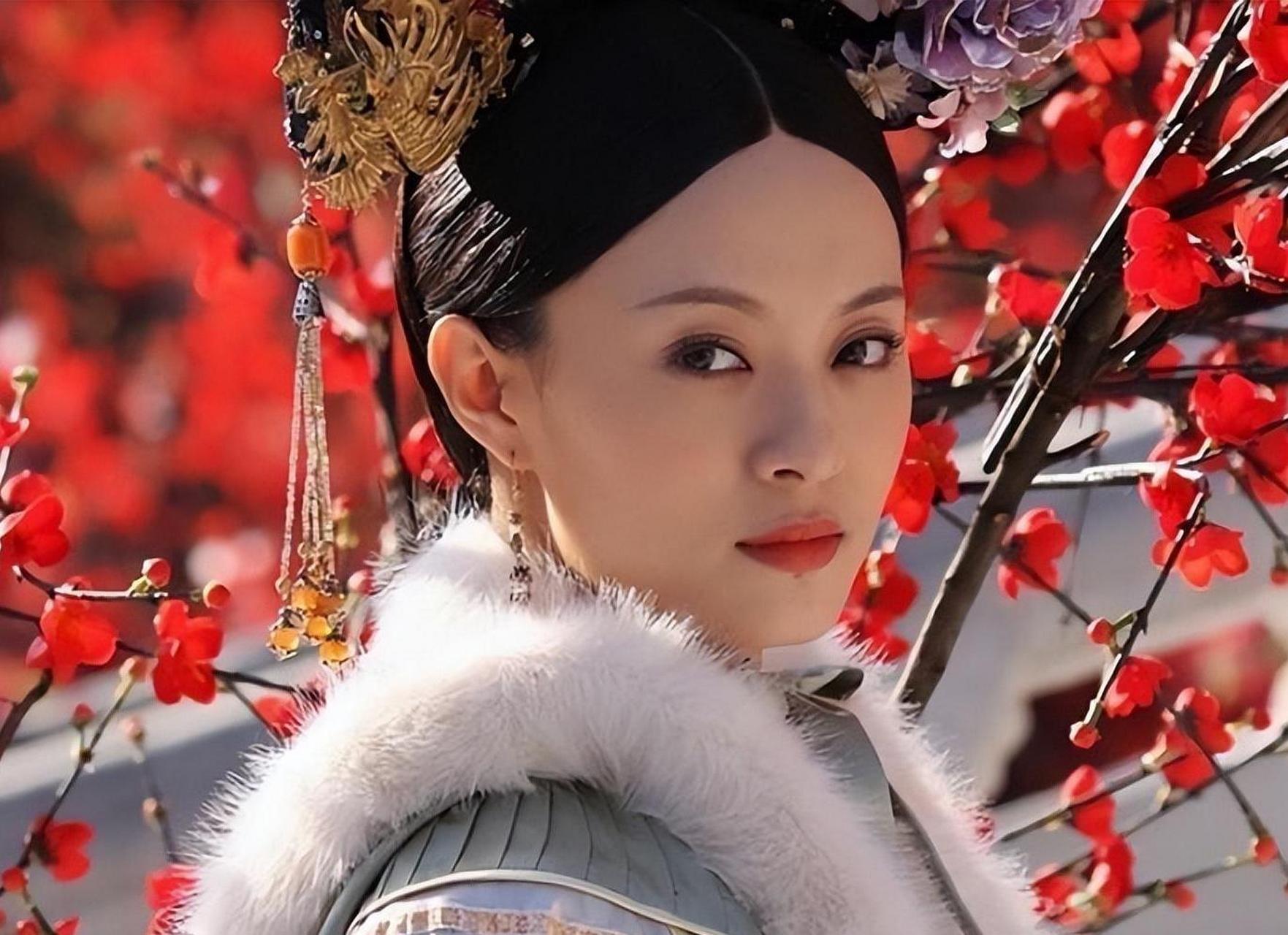 《甄嬛传》中的"屠龙大戏"是经典场景之一,孙俪在拍摄中因饮酒而过于