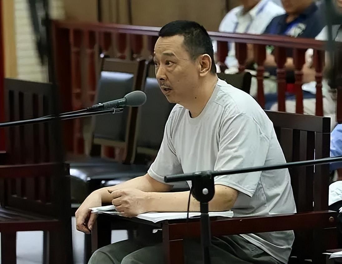 回顾顾春芳4年借了17亿靠美色混入上流社会最终下场如何