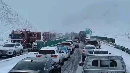 大雪的高速路上,才知道河南人有多赞