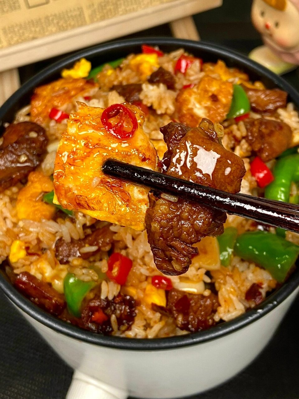 这道农家小炒肉拌饭真是太好吃了!