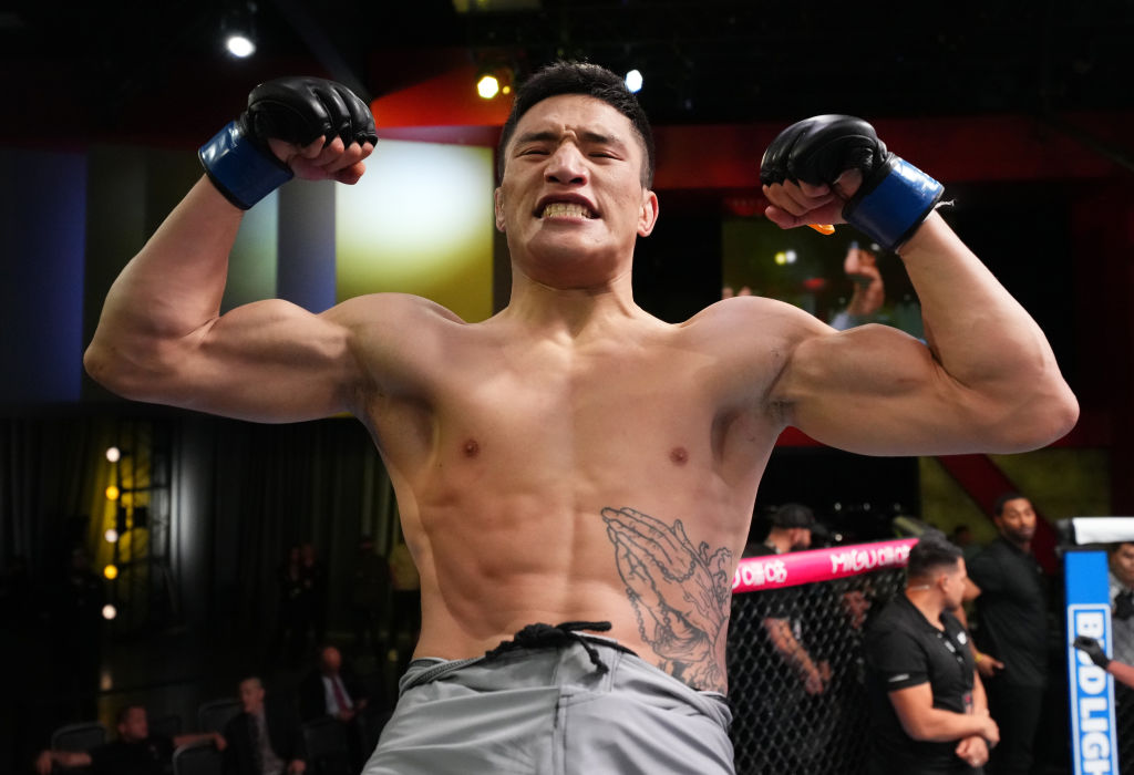 茸主裸绞原口伸重返ufc,益扎降服李凯文签约ufc,吉牛史约憾负!