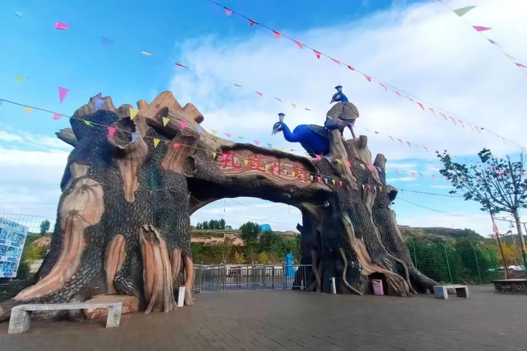 太原娄烦凤岛孔雀小镇春节期间免票入园,2月10日至2月24日回馈游客.