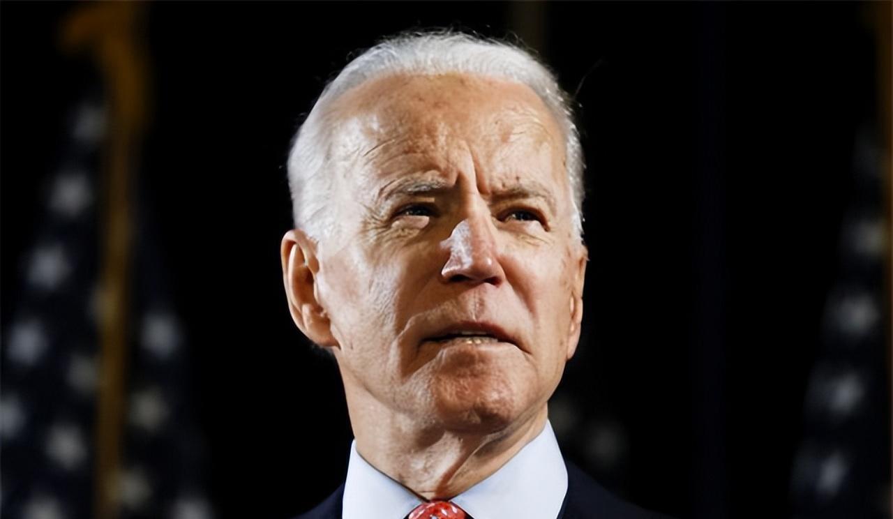 白宫高官纷纷辞职,民主党20人团结反对拜登,政局风云再起