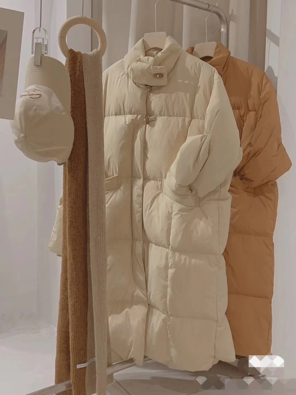 冬天长款羽绒服太有安全感了 长羽绒服像裹了大棉被一样太有安全感啦