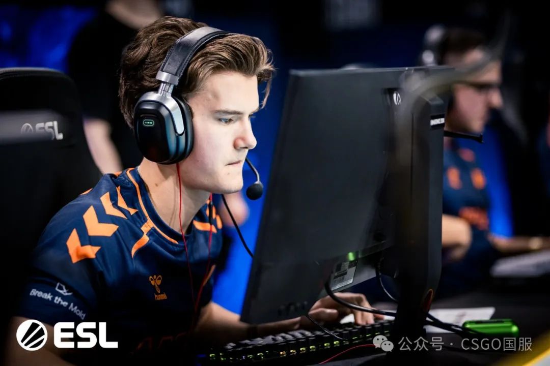 【Spirit与FaZe提前锁定淘汰赛席位!今晚Vitality、C9、NaVi生死战】