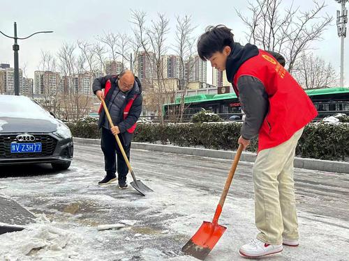 志愿服务图片冬季学生图片