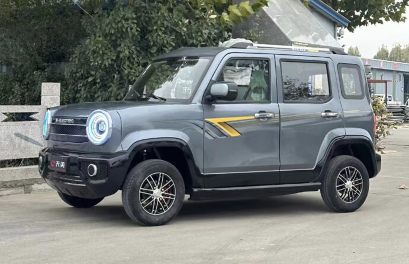 2款豪华版电动四轮车,带电动座椅,配暖风空调,最大续航400里!