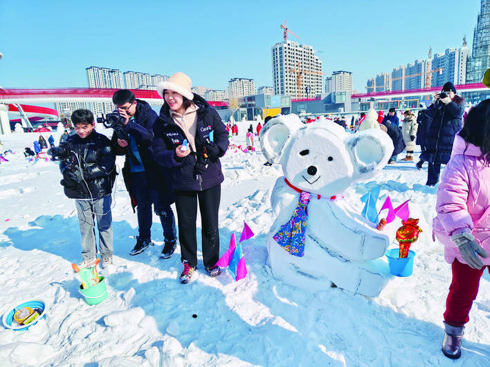 怎么堆雪人图片