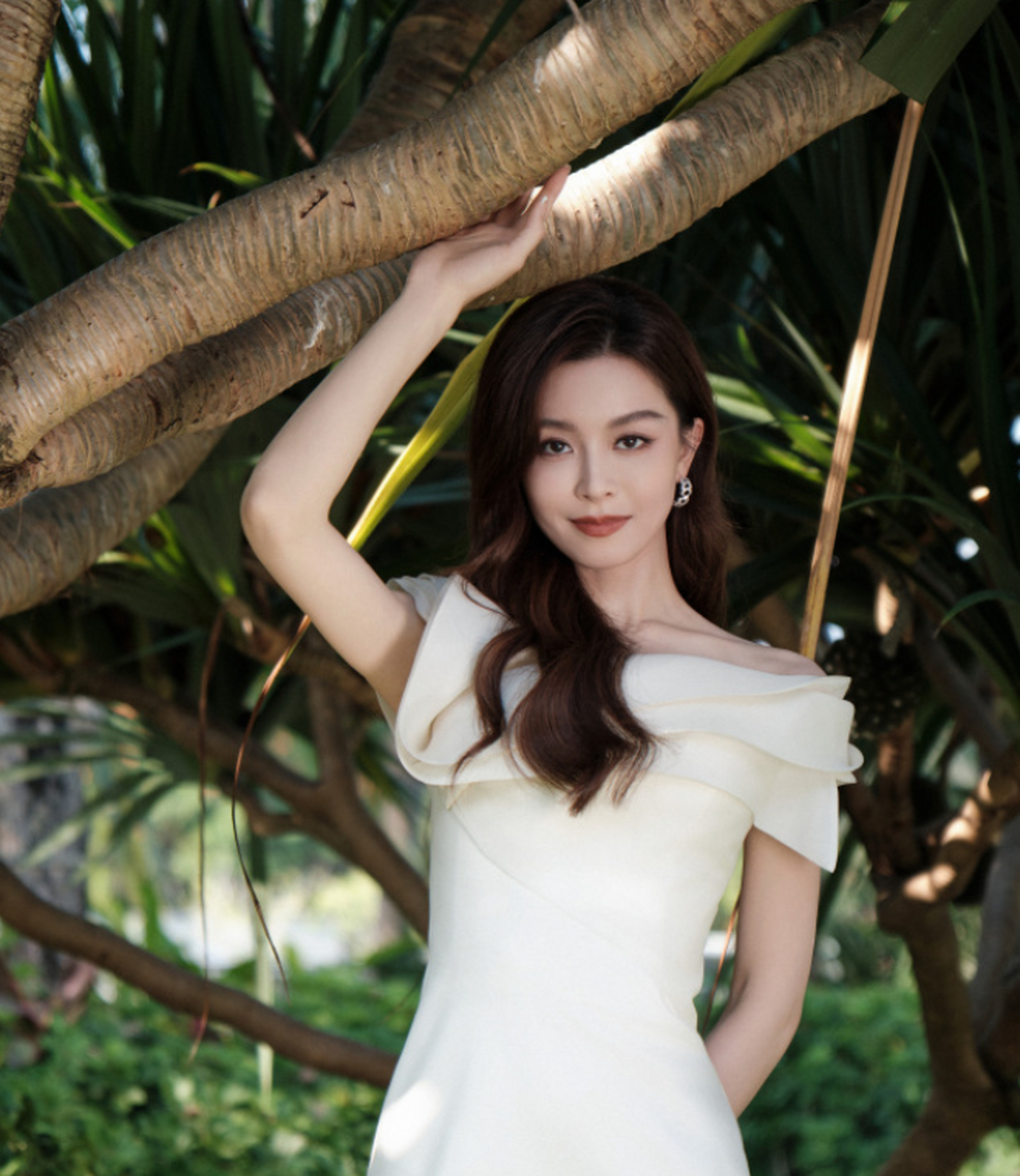 文咏珊的白色礼服照,是不是很a?