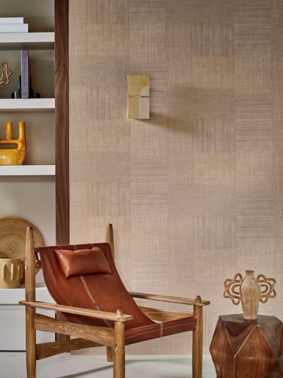 以下是一些软装的无限可能性的体现:  色彩与图案:软装的色彩和图案