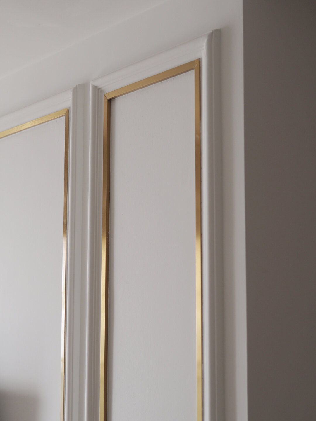 金属条的运用|电视背景墙|客餐厅隔断 金属条是提亮空间的好物,价格