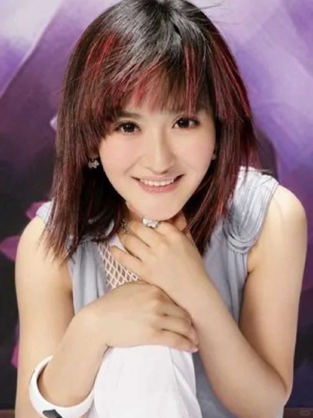 谢娜古早照片!圆圆的好可爱.@小宇看人间冷暖的动态