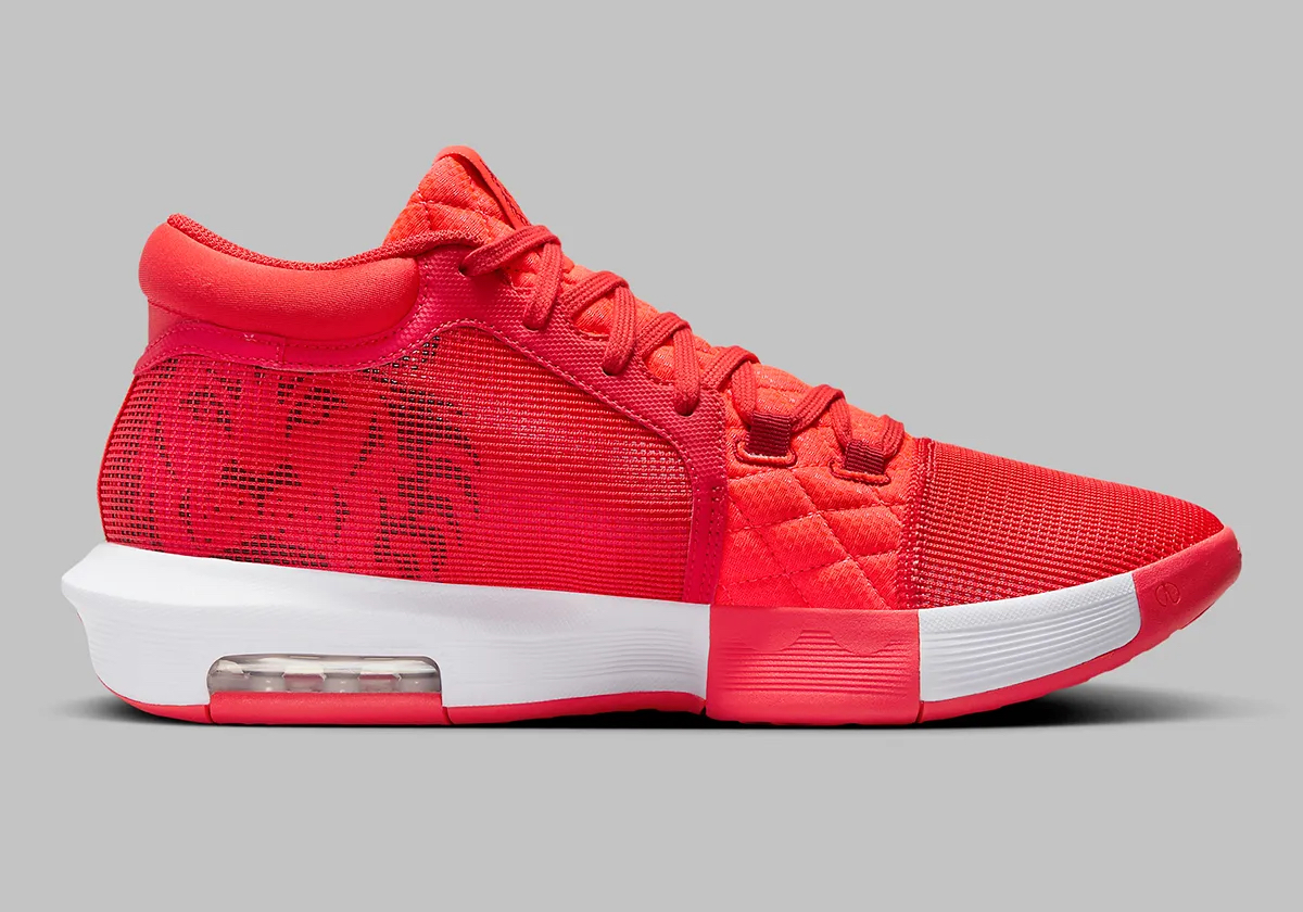 nike lebron witness 8 尽显"红色十月"印象