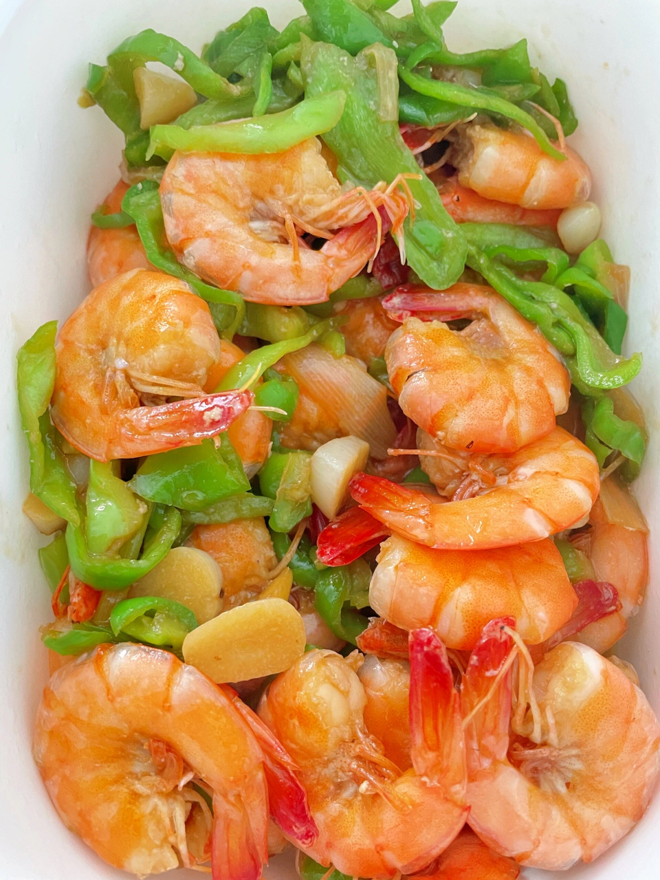 这么香的红烧基围虾谁能不爱,这份红烧基围虾也太好吃了,友友们快把它