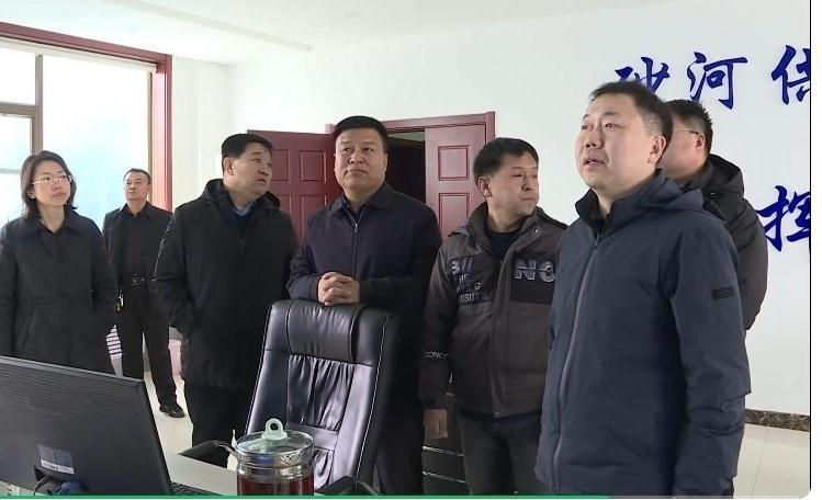 繁峙县委副书记张晋在砂河镇调研民生保障等各项工作