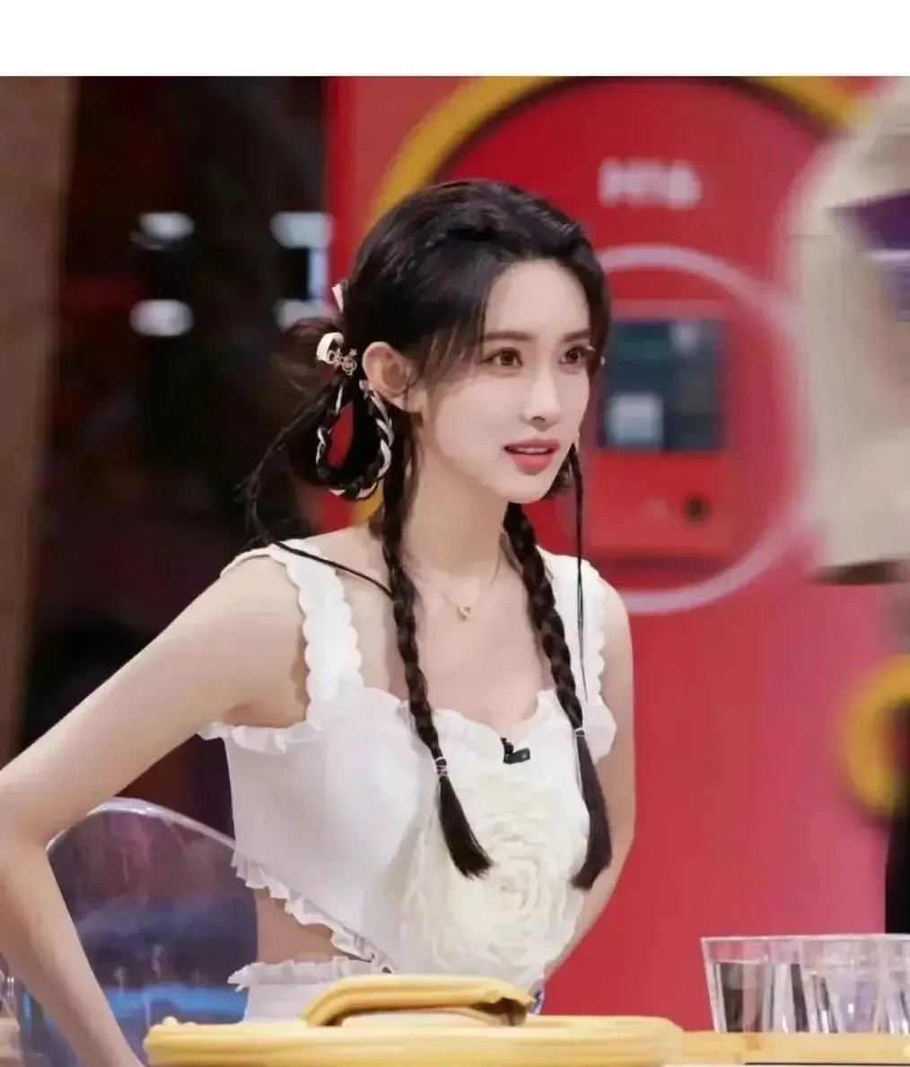 虞书欣和孟子义比拼