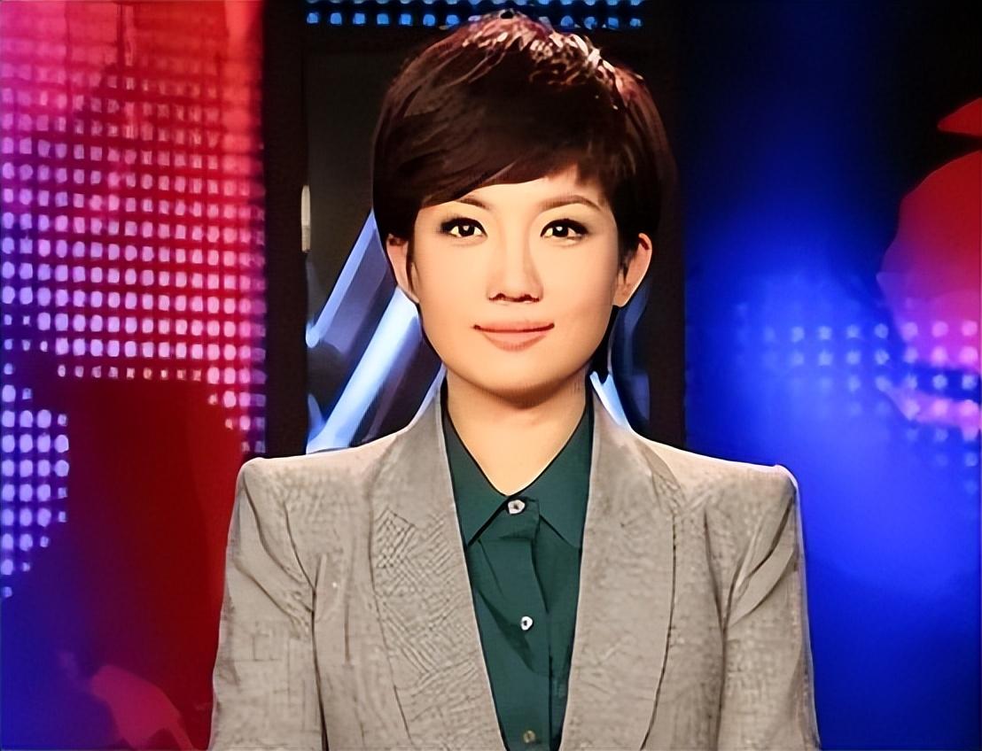 回顾王端端央视四台当家花旦直播落泪引热议46岁感情状态成谜