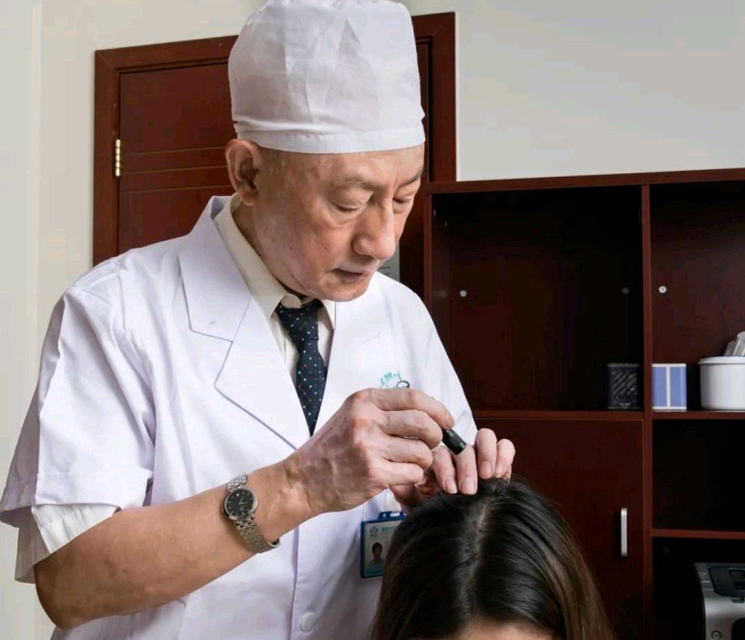 冬季怎么养护脸部皮肤?艾儒棣分享4招,照着做,或可帮你改善