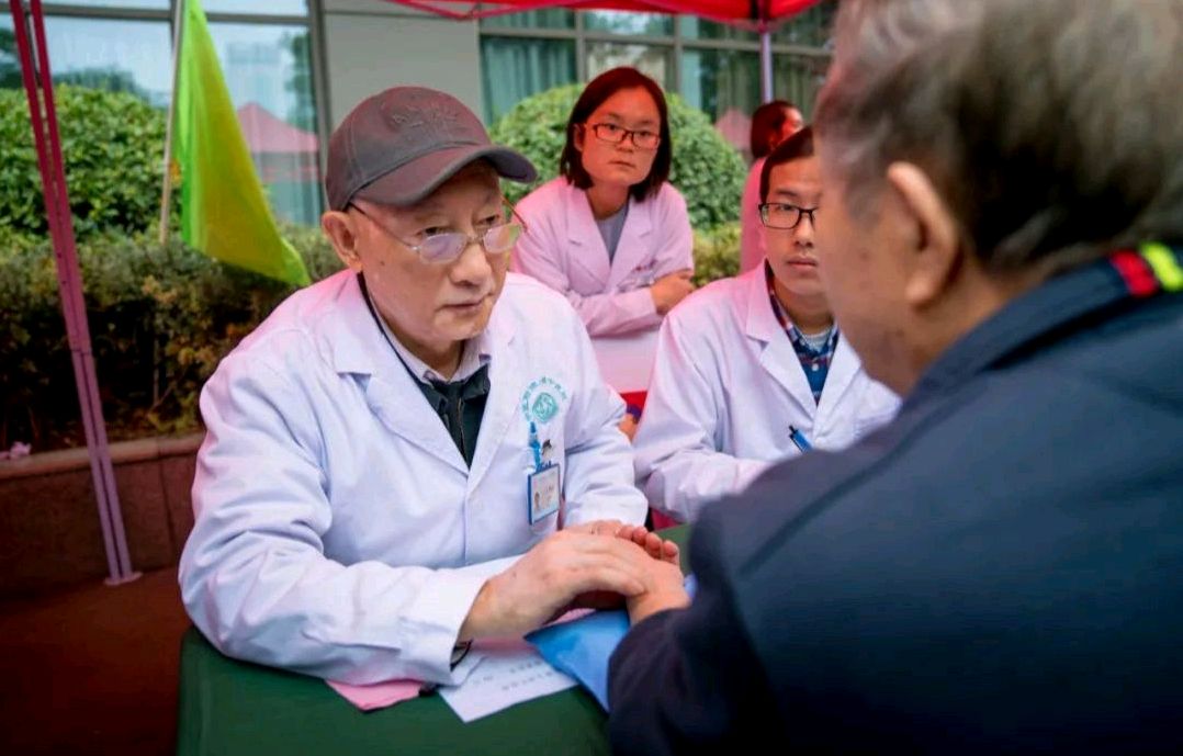 冬季怎么养护脸部皮肤?艾儒棣分享4招,照着做,或可帮你改善