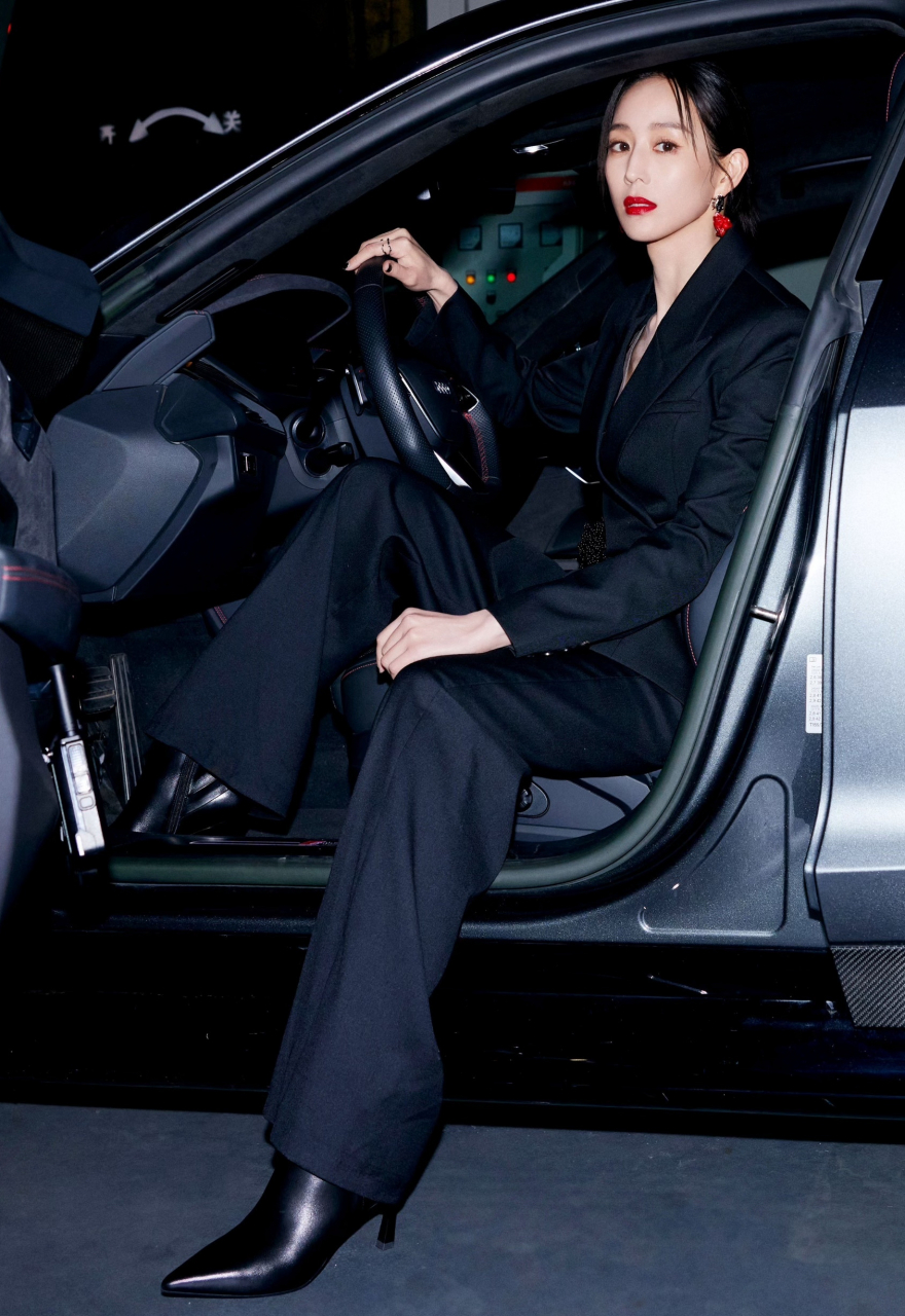 2月图文动态激励计划# 张钧甯长腿高跟鞋90