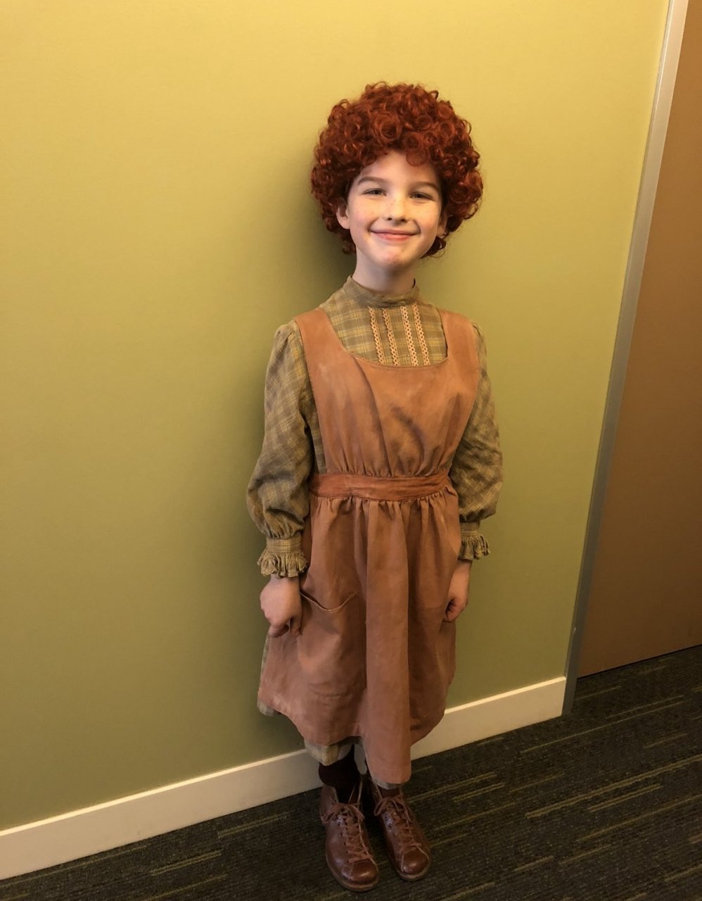 小谢尔顿扮演anne  小谢尔顿演绎anne:天才少年的成长之路 99  在