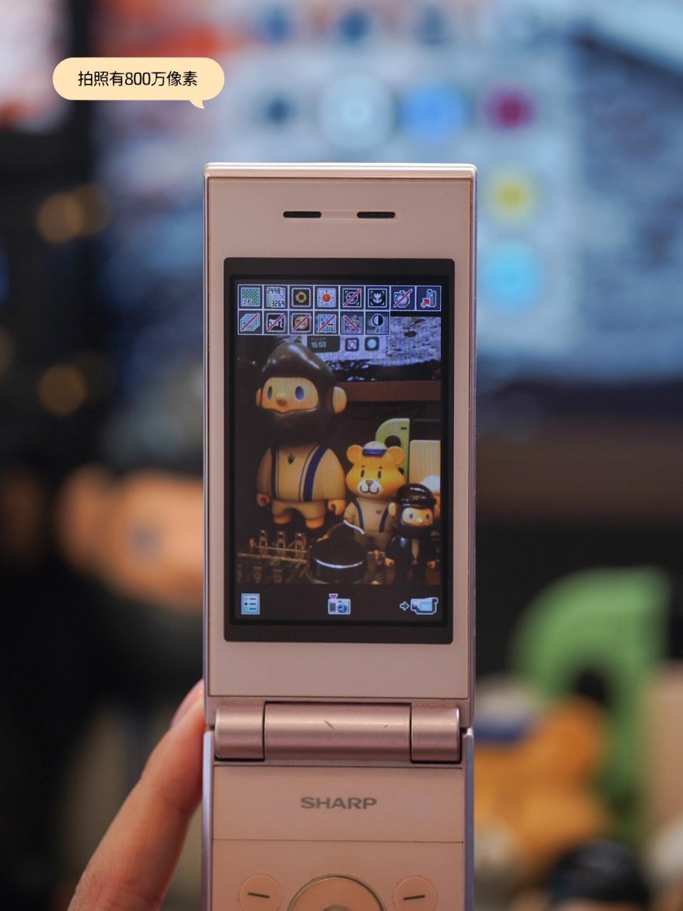 老手机挑战丨当年的高像素双屏翻盖手机 到老手机,我用过的头一个是