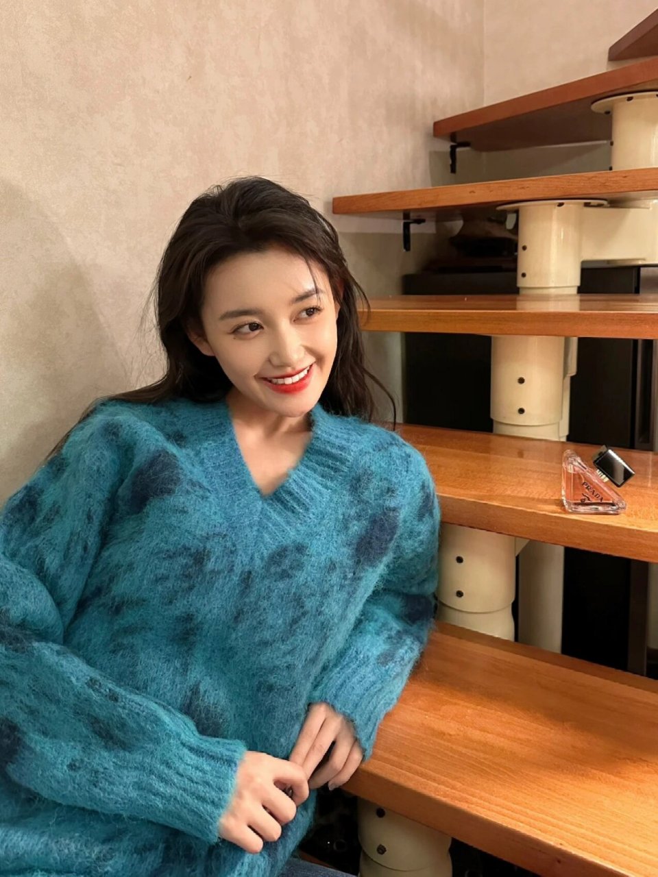 蒋依依邻家少女的平价穿搭  我觉得蒋依依邻家少女的平价穿搭真的非常