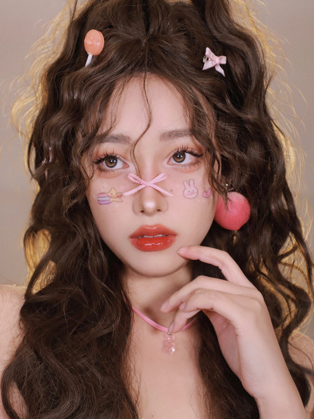 美式甜心兔兔涂鸦创意妆拍照好绝!