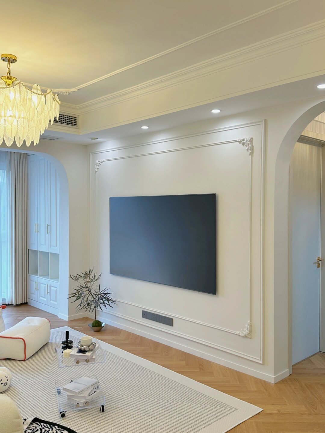 全屋pu线条尺寸都在这里啦 嗨喽啊 我是嘟嘟 	 我家客厅开间 3.