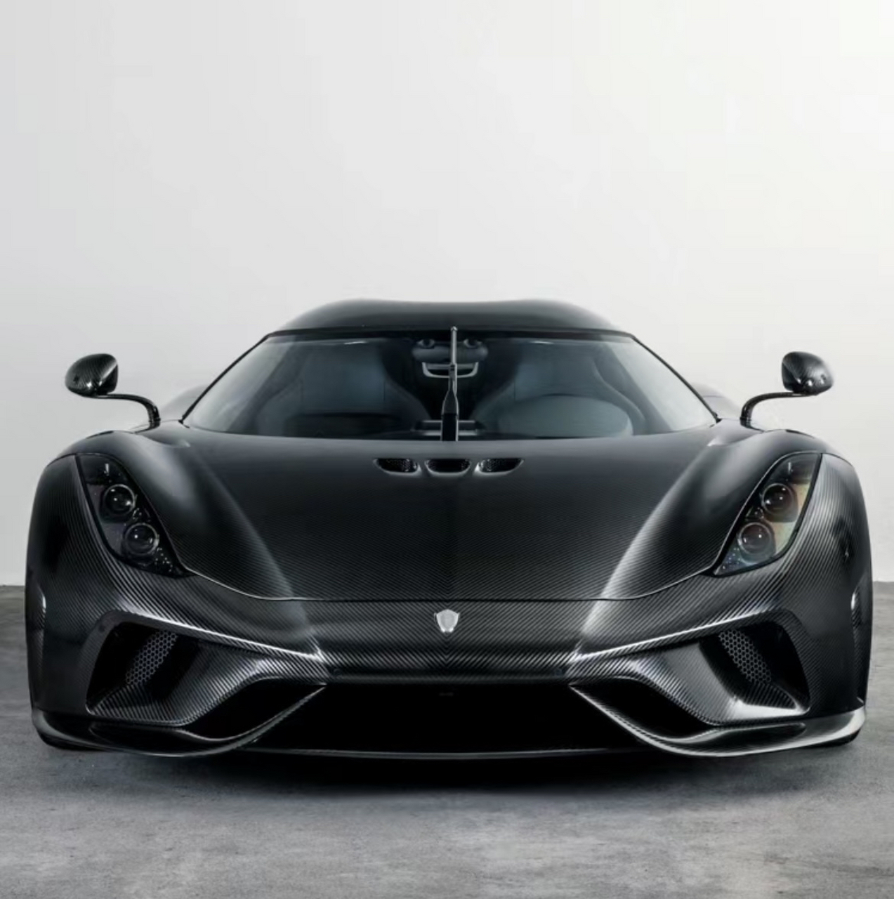 科幻机甲战士——柯尼塞格 regera 95