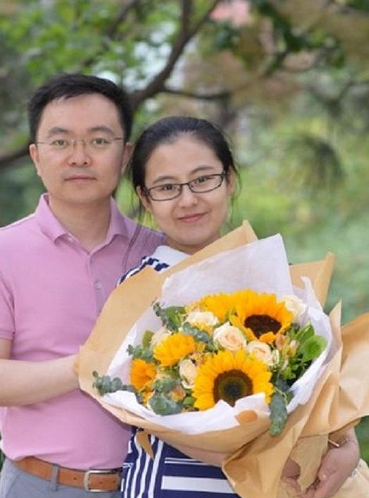 蔡磊承认病情恶化,已吩咐家人准备后事,不想穿睡衣走