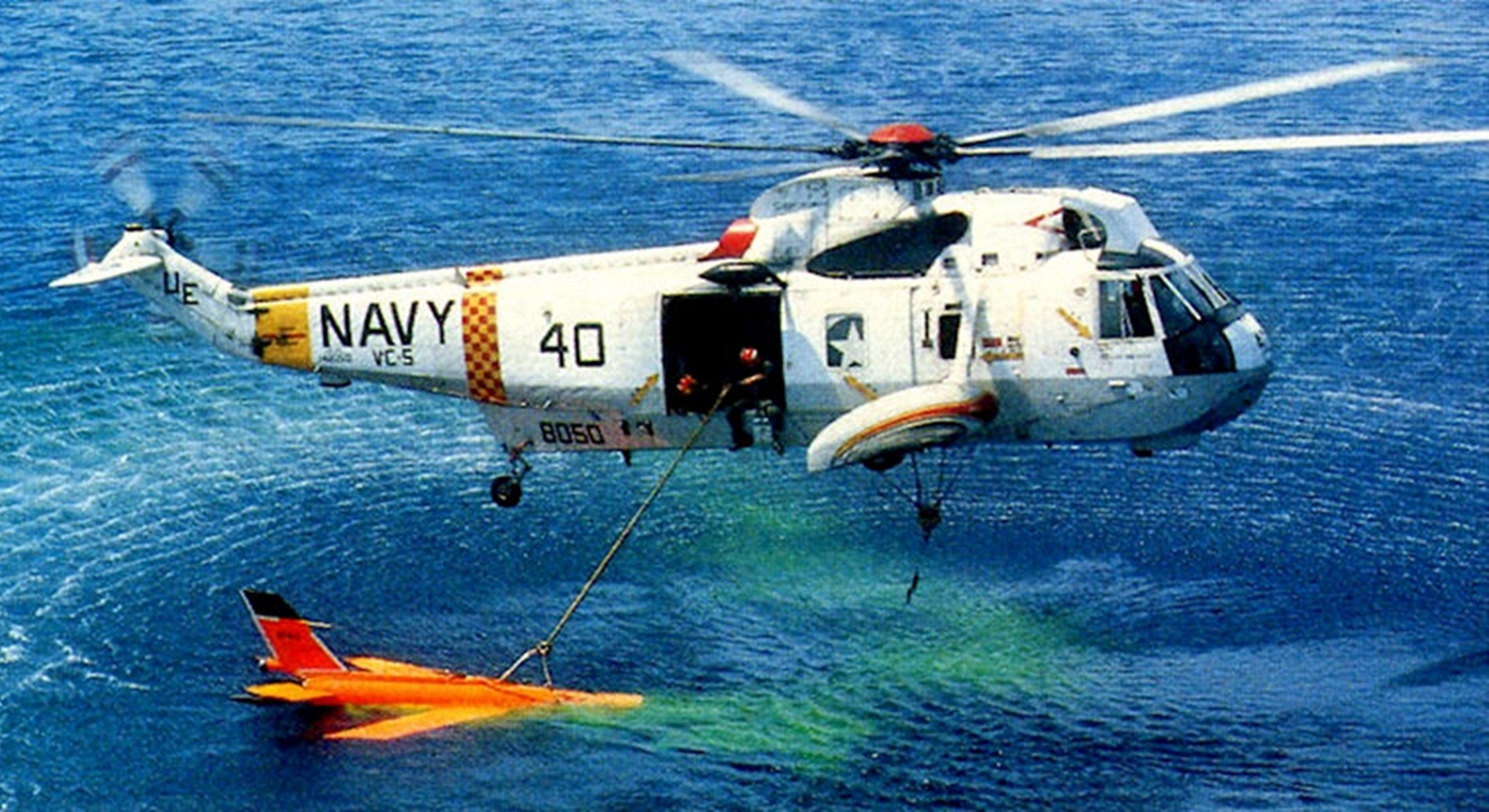 飞行器欣赏:美国 西斯科斯基 s-61/sh-3"海王"直升机,该直升机用于