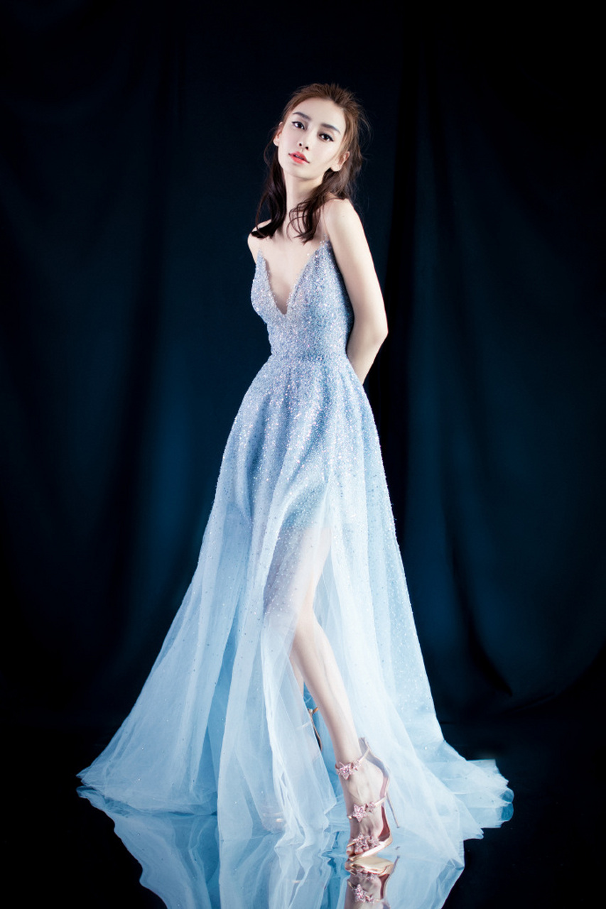 杨颖angelababy的礼服照,好看吗?