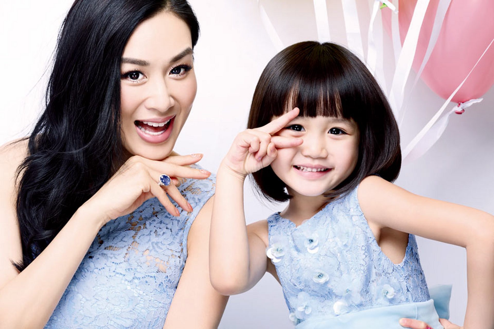 近日,钟丽缇的小女儿考拉张凯琳与一群好友举办了一场充满欢声笑语的