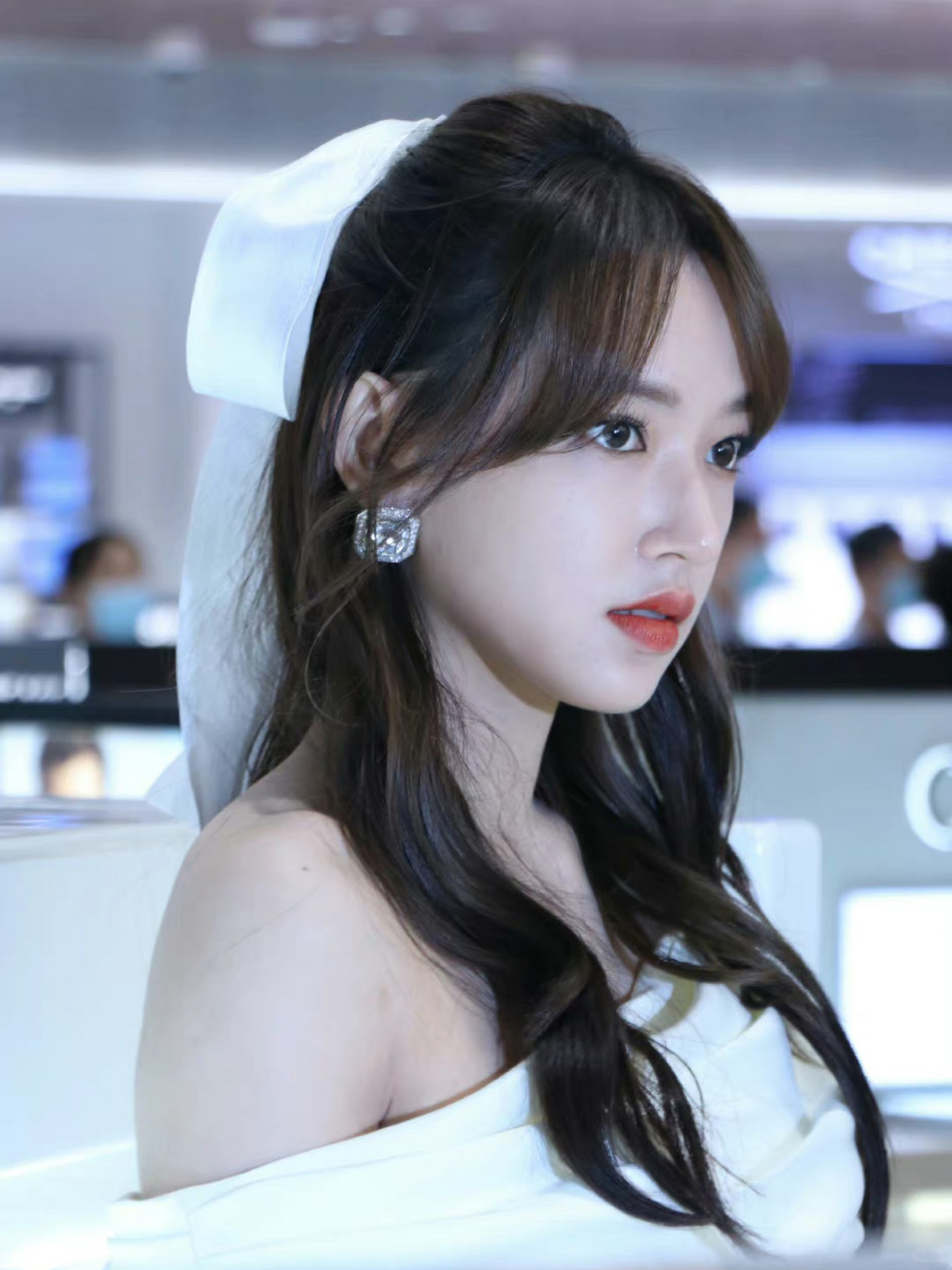 程潇侧颜惊艳,生图展现自然之美!