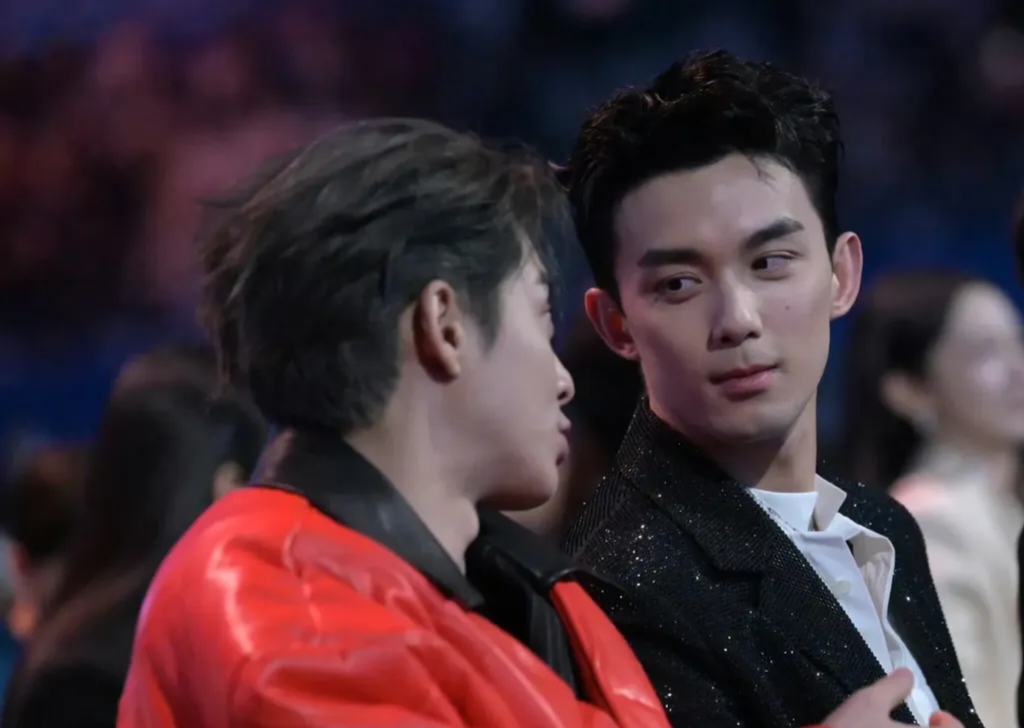 王鹤棣和吴磊这一对可以称之为花果山真假美猴王兄弟,他们俩这鼻子