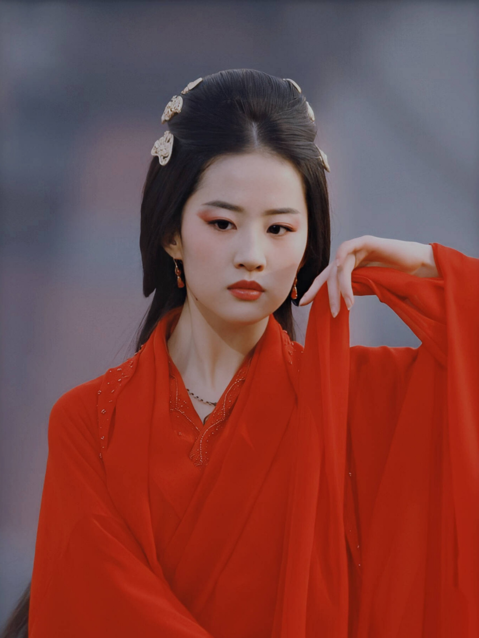 红衣美人刘亦菲