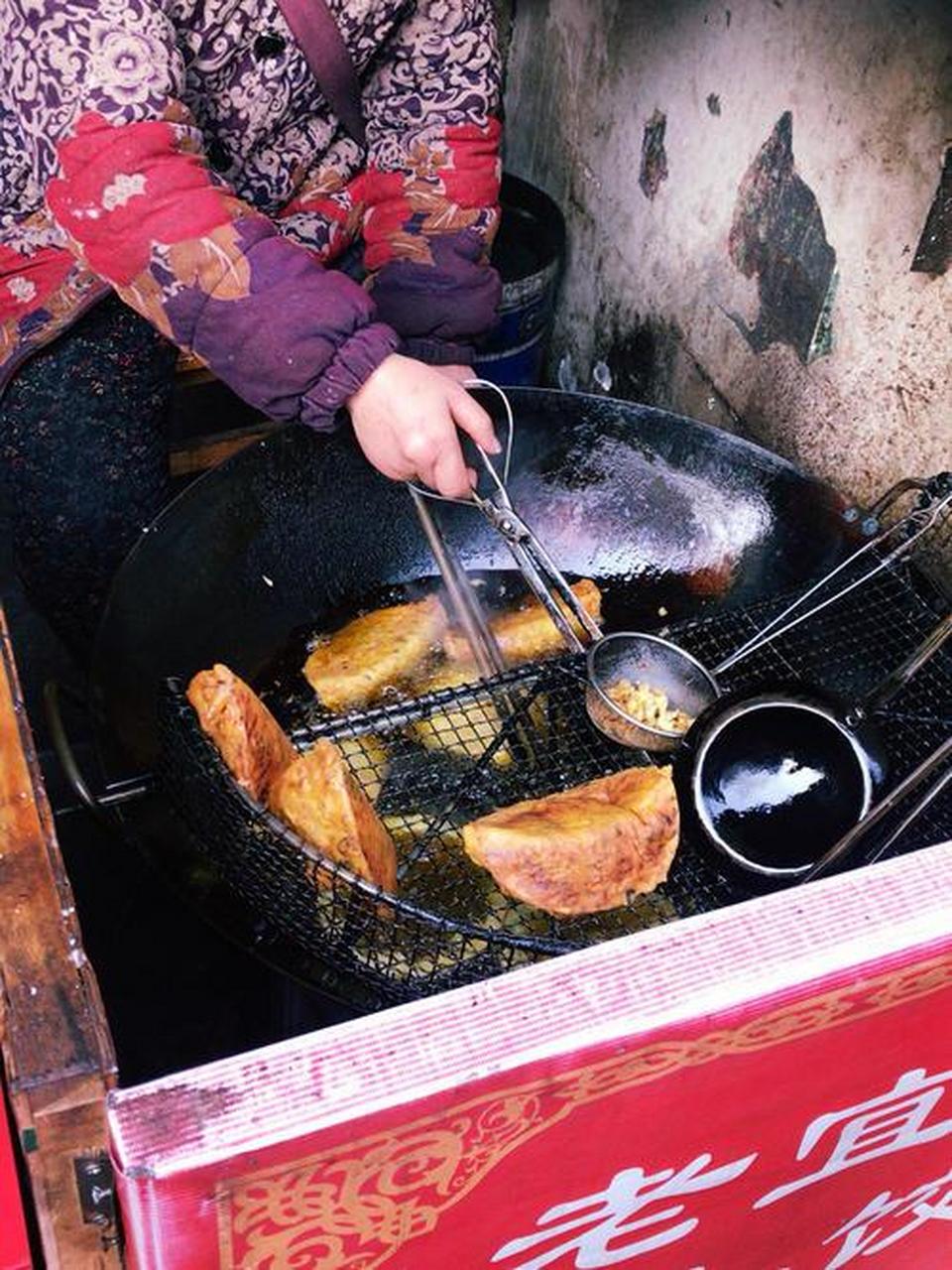 炸萝卜饺子图片