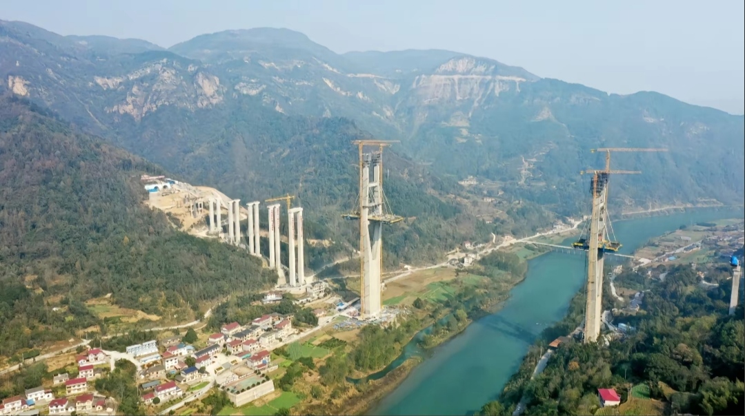 2024年预祝炉慈高速顺利通车