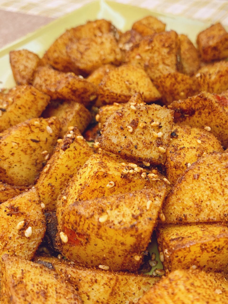 秒杀路边摊的香辣小土豆一口一个停不下来 吃一次就上瘾的麻辣土豆,不