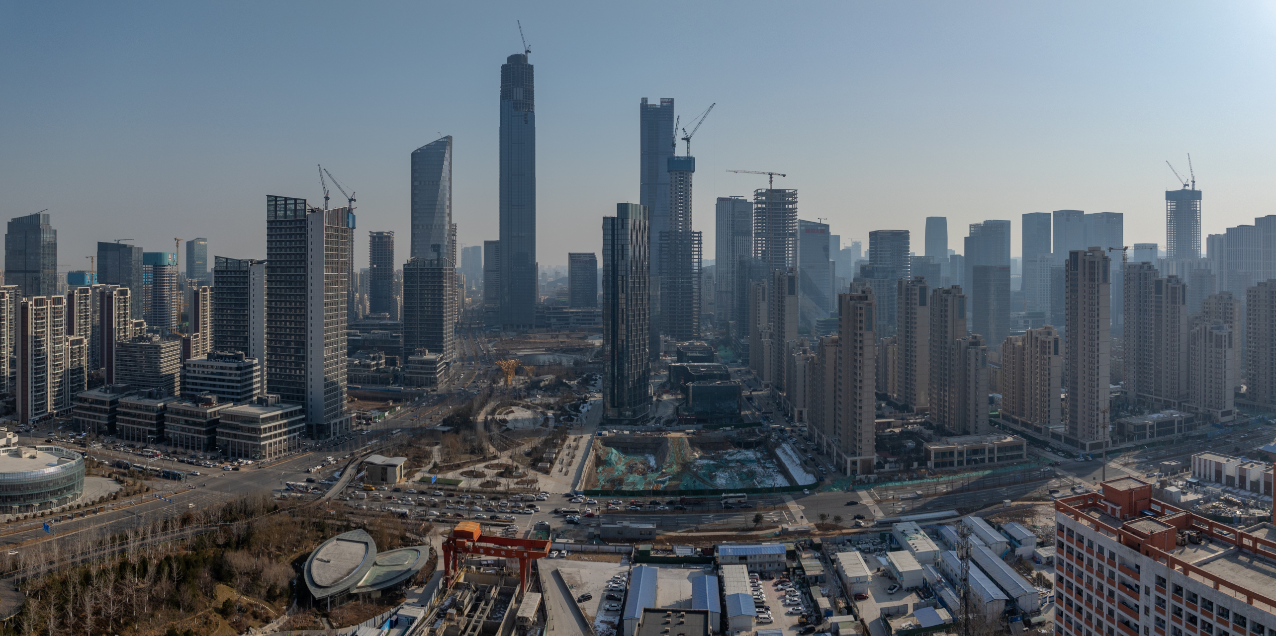 发文集龍卡瓜分百万现金# 航拍济南cbd全景图,一栋栋摩天大楼拔地而