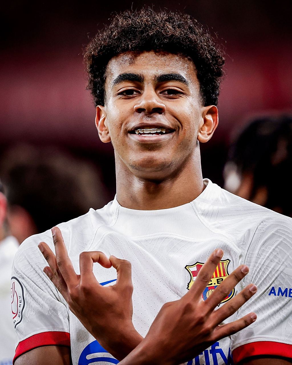 巴萨总监德科透露:"亚马尔一满18岁,我们就会延长他的合同", "去年