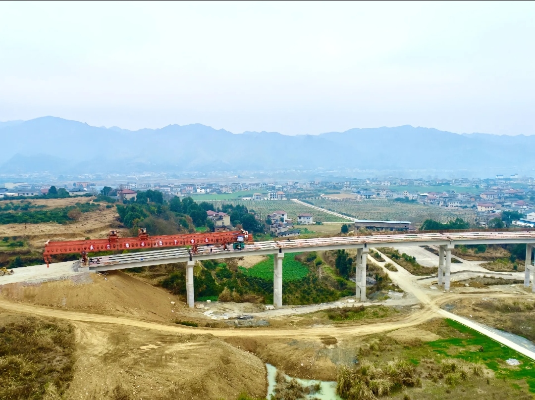 2024年预祝炉慈高速顺利通车