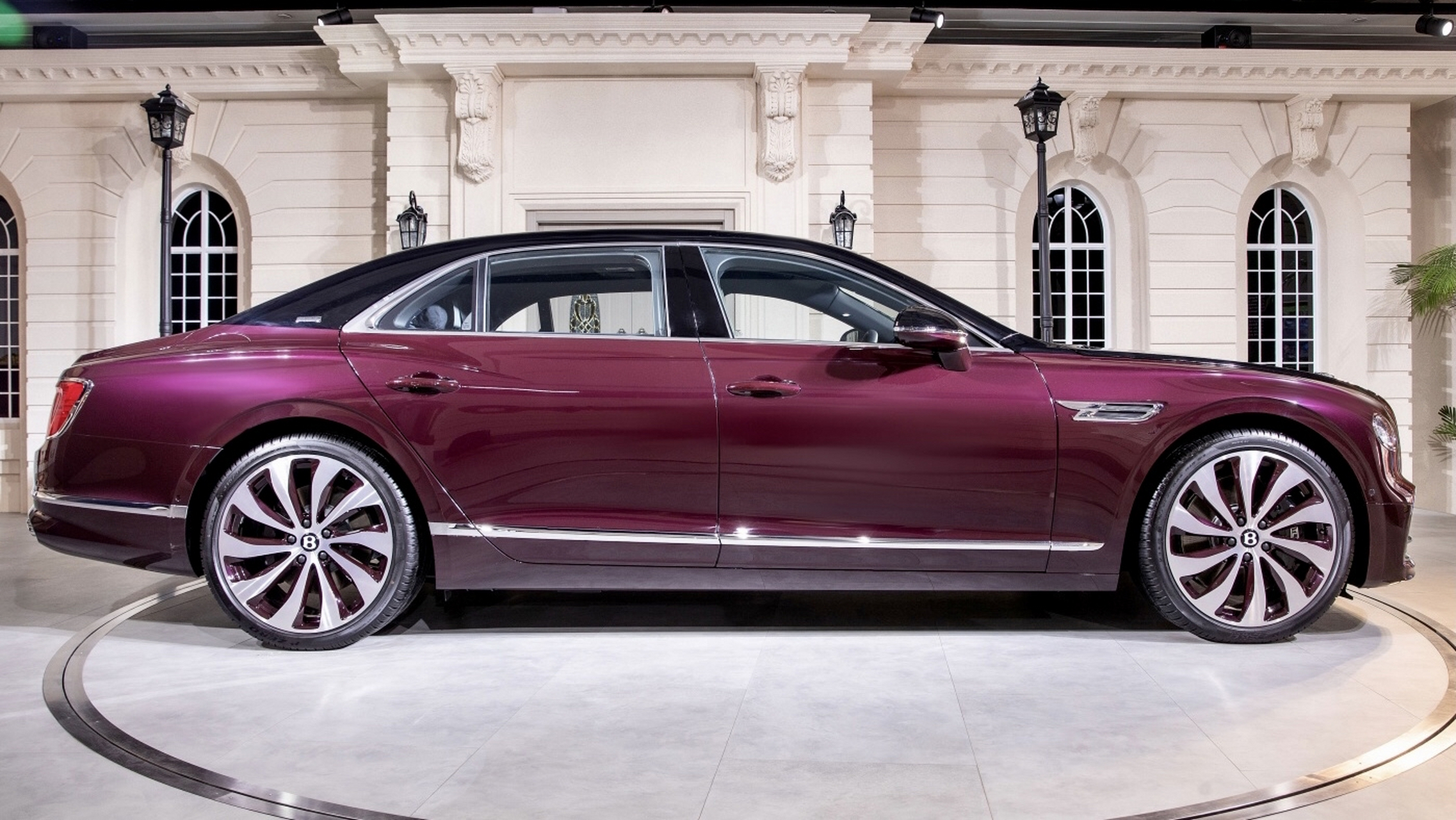 酒红色宾利飞驰实车一辆,美丽外观,吉利分享