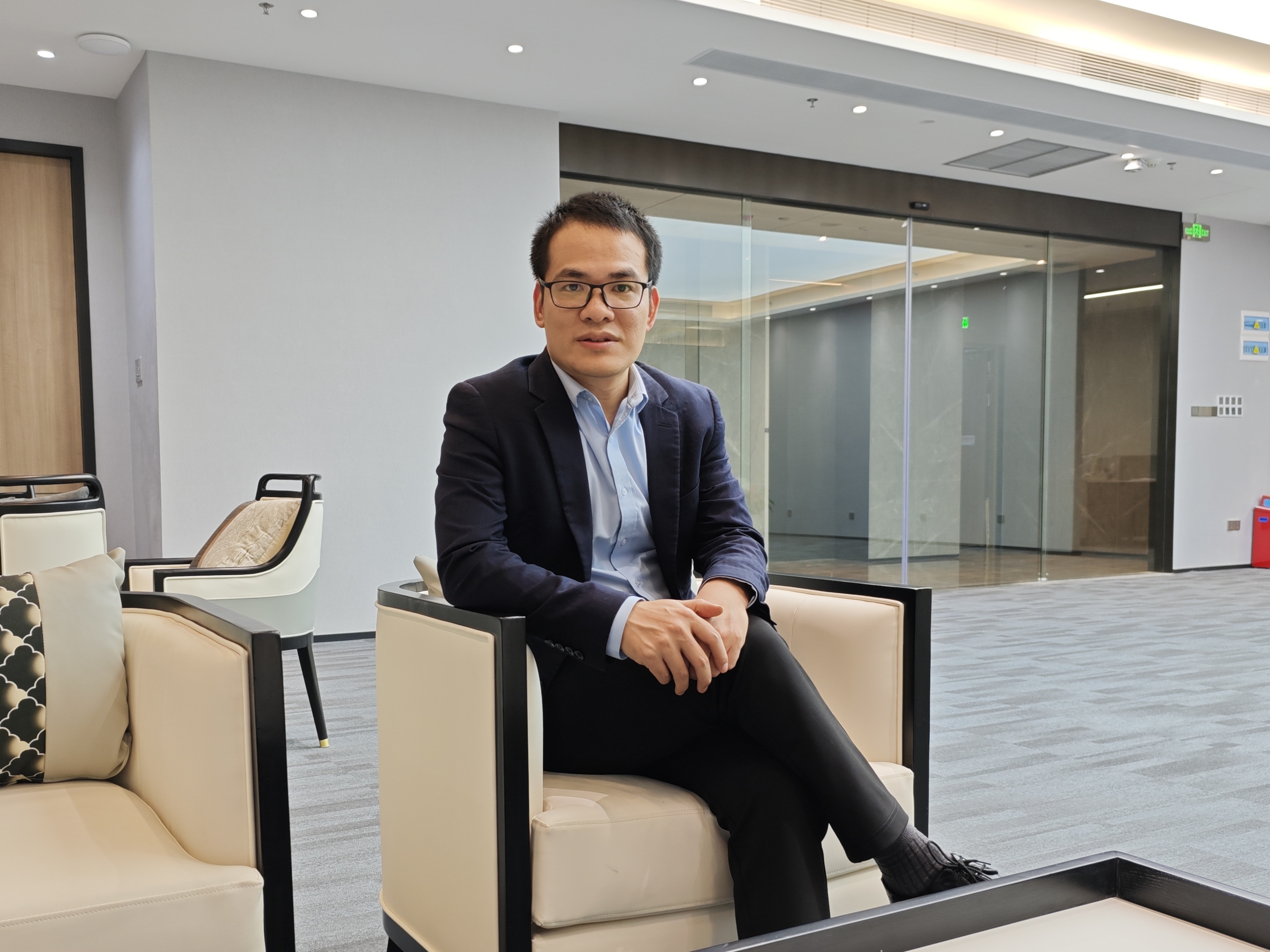 这条路很难走,但你要勇敢一点…