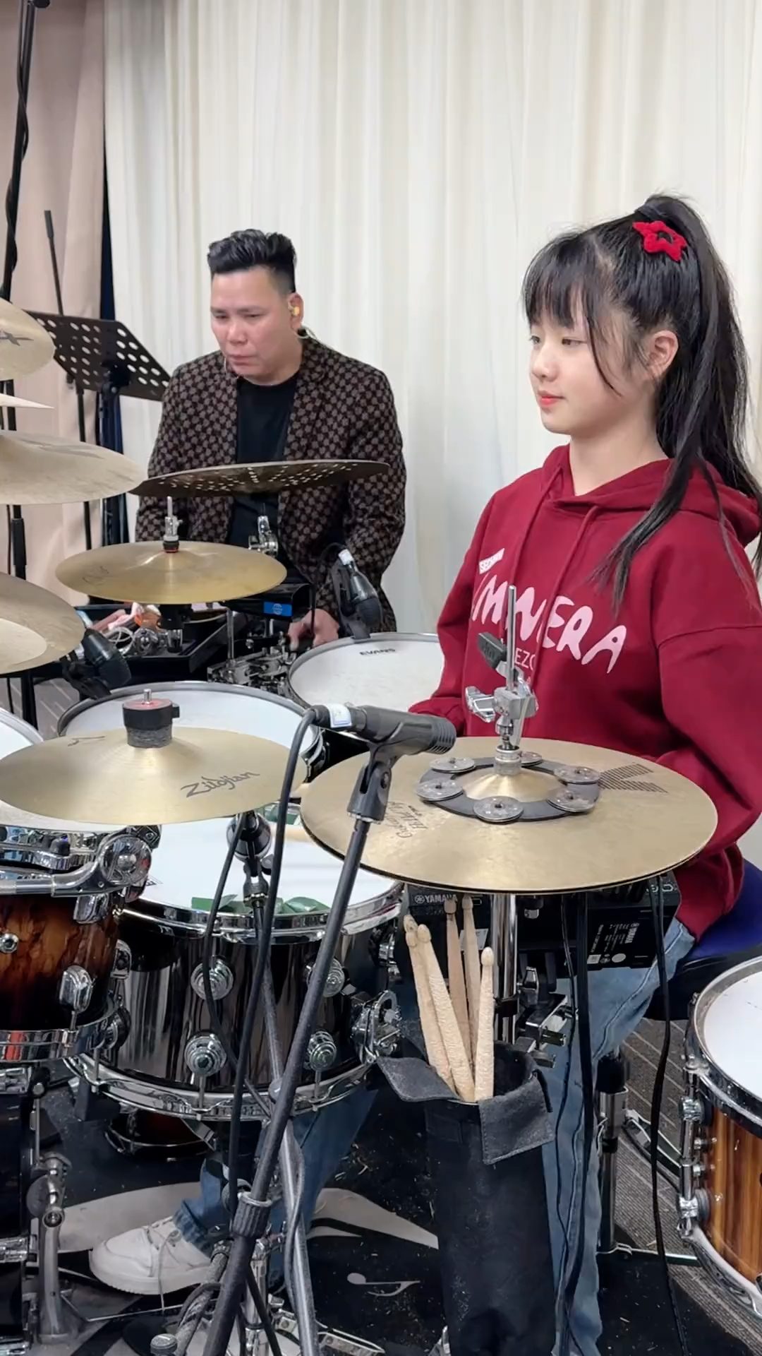 小鼓手架子鼓演奏冬天里的一把火,希望可以温暖你们