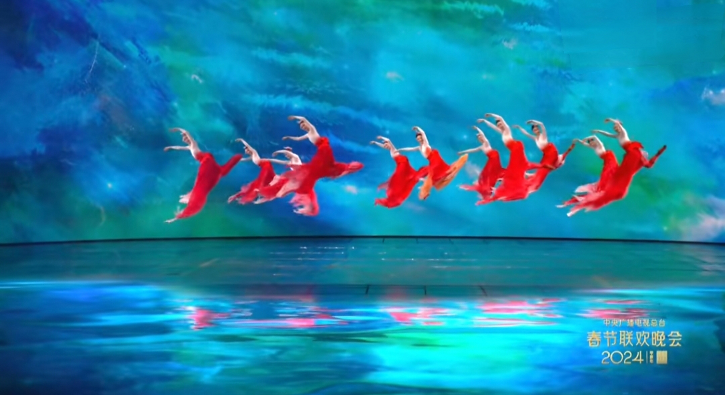 《锦鲤》用舞蹈祝福全球华人年年有余,好运连连